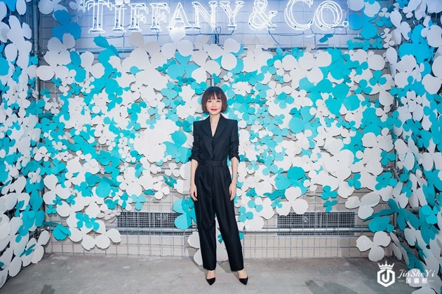 陈鲁豫出席Tiffany Paper Flowers&trade;花韵系列作品发布派对