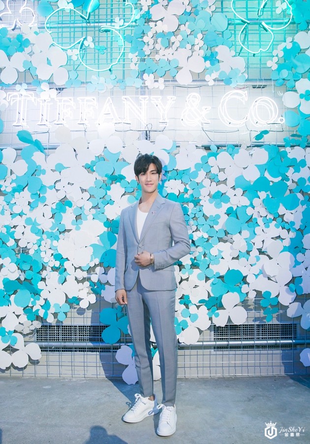李治廷出席Tiffany Paper Flowers&trade;花韵系列作品发布派对1