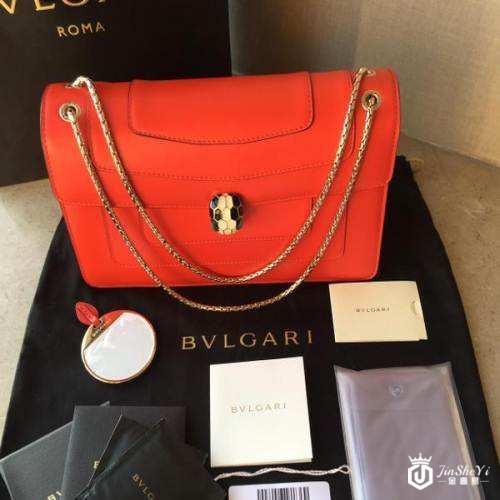 宝格丽蛇头包回收一般多少钱