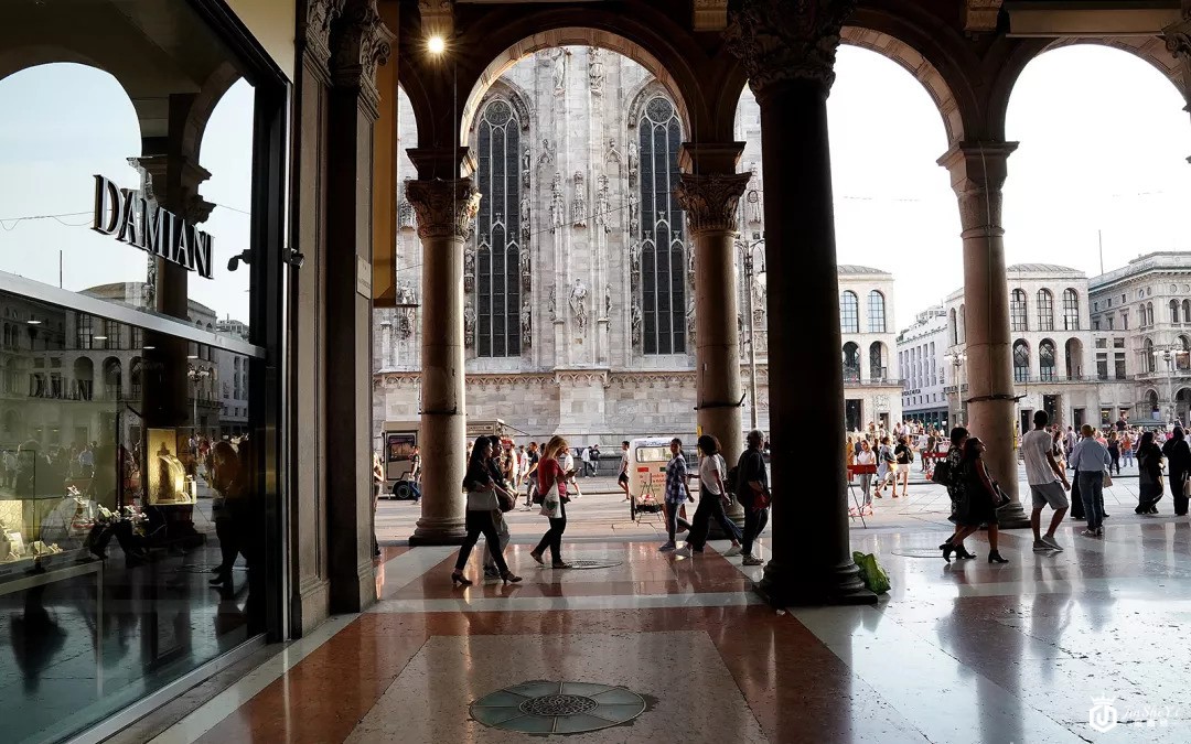 玳美雅珠宝正式成为AC米兰奢侈品合作伙伴