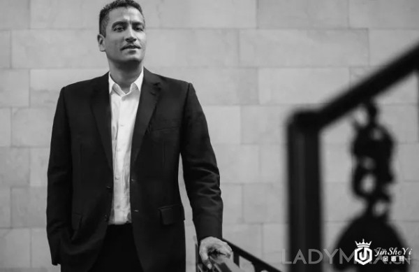 IPO受挫，传奢侈品牌Versace将被出售, 最快在本周公布