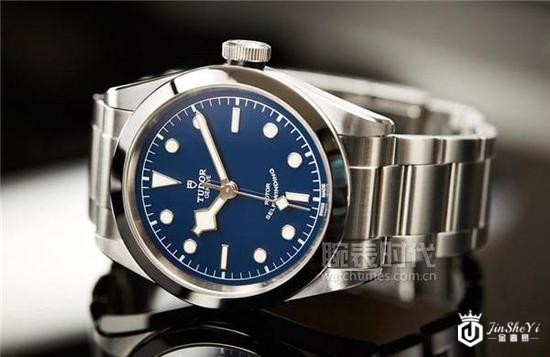 帝舵BLACK BAY 41 BLUE DIAL腕表，售价EUR 2,770欧元