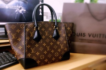 LV包包回收价格一般多少钱？