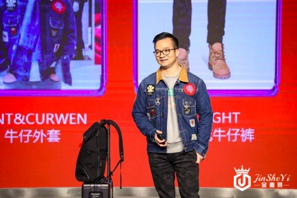 胡胜利：京东时尚生活在带领、冲撞、正流行！