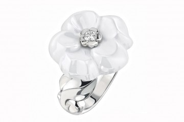 CHANEL香奈儿珠宝，CAMÉLIA GALBÉ经典山茶花