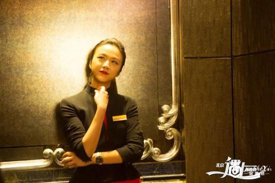 彭于晏在《邪不压正》里使用浪琴怀表