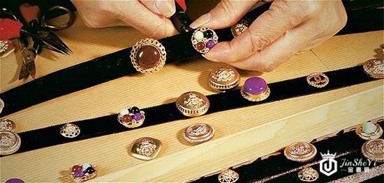 图片来源：Desrues