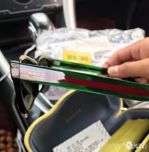 Gucci 炮轰阿里京东背后，中国奢侈品电商出路何在？