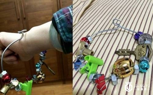 如果这是消费者对于潘多拉的一种调侃，市面上高仿的潘多拉盛行，直接打击到了这家珠宝巨头的七寸。