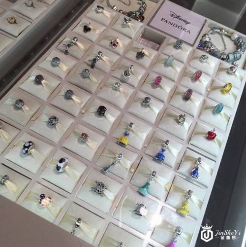 潘多拉和迪士尼联名款