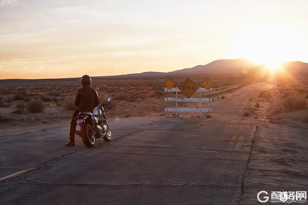 IWC万国表携手布拉德利&middot;库珀 开启飞行员系列腕表全线推广战役