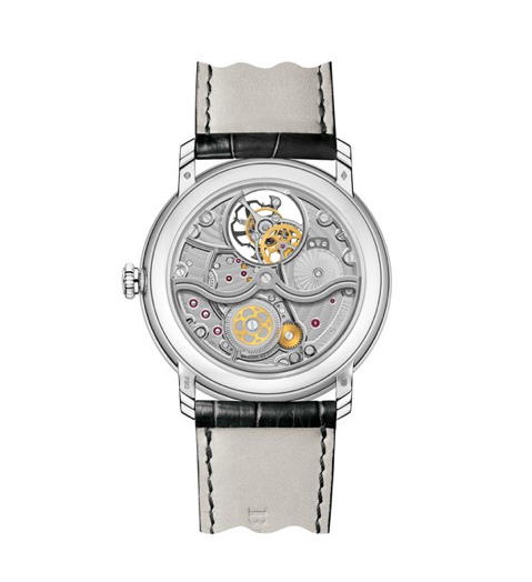 自1989年宝珀的推出飞行陀飞轮，宝珀就一直坐拥世界最薄的陀飞轮的美誉并且宝珀不做单一的陀飞轮功能，长动力叠加陀飞轮是宝珀陀飞轮的标配。精美程度宛如一件艺术品的同时，宝珀还兼顾展现技术和实用性，首创陀飞轮卡罗素同时放置于一款腕表的技术，带来前所未有的精准度。宝珀Villeret系列66240陀飞轮腕表叠加镂空工艺，更具观赏性，也增加了技术难度。