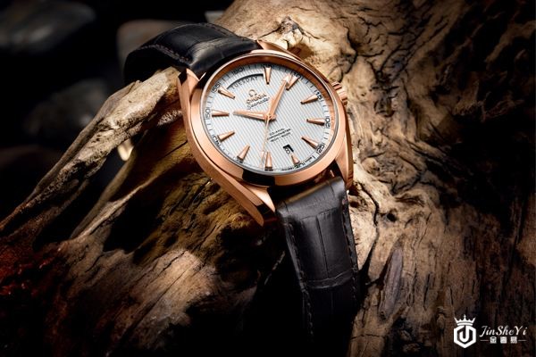 二手劳力士与二手欧米茄两款手表回收价格谁高？