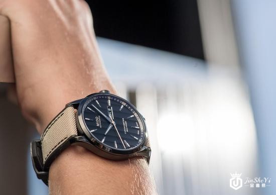 美度表舵手系列长动能天文台认证全自动机械腕表