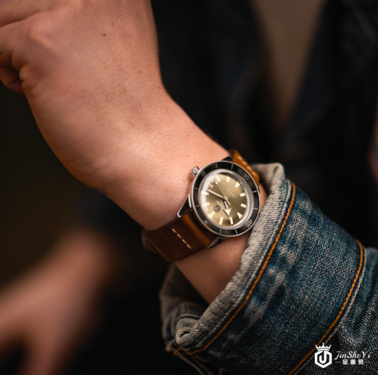 RADO瑞士雷达表库克船长自动机械限量版腕表