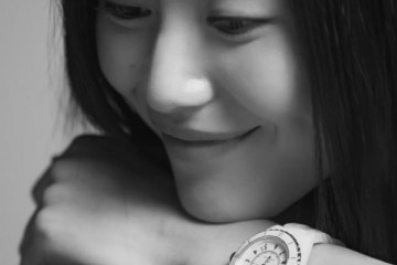 陈伟霆 刘雯出镜香奈儿全新J12腕表广告大片