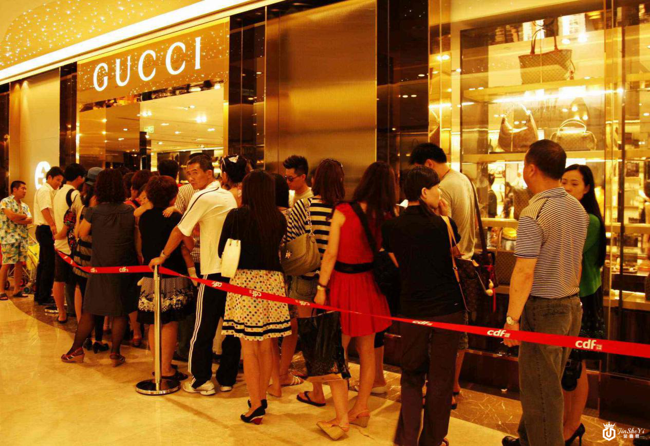 最新数据：中国消费者正在推动全球奢侈品行业