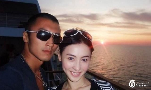 张柏芝为养家开奢侈品店，与谢霆锋门店相隔百米