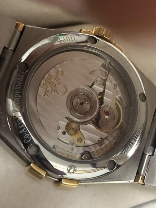 欧米茄星座18K间金男表图3