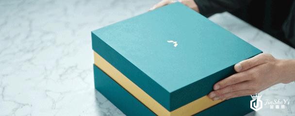 五菱牌螺蛳粉正式推出：包装堪比奢侈品！购买链接上线