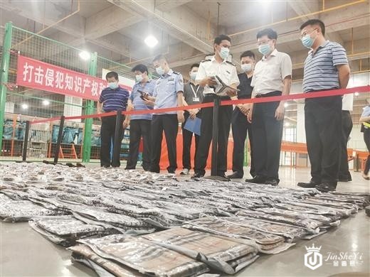 连发票都有，但你买的奢侈品仍可能是假的