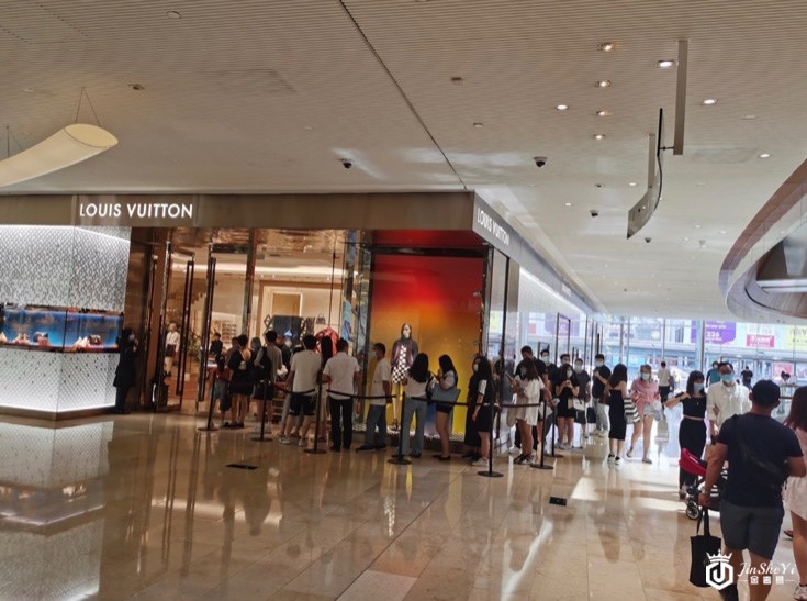 奢侈品线下涨价，考拉海购大牌包预售暴增233%，打破&ldquo;包包焦虑&rdquo;