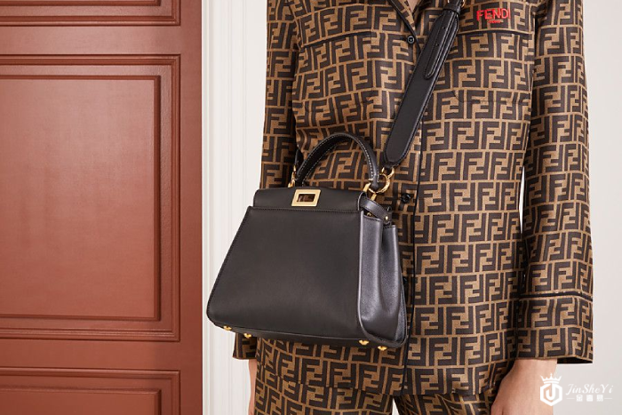 奢侈品品牌芬迪包包