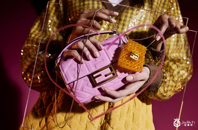 芬迪包包价格一般在多少