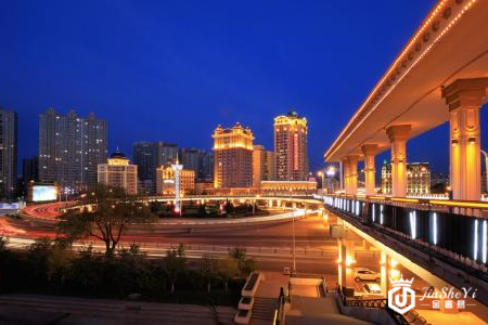 双鸭山奢侈品商场 2020052704251354196