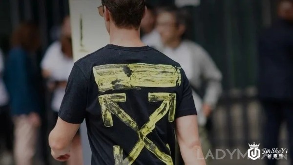 深度 | 为何阿里巴巴腾讯京东都看上了这家奢侈品电商? 深度 | 为何阿里巴巴腾讯京东都看上了这家奢侈品电商?