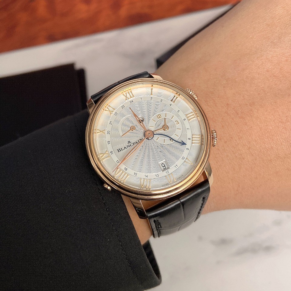 九九新宝珀经典系列18K玫瑰金自动机械男表图5