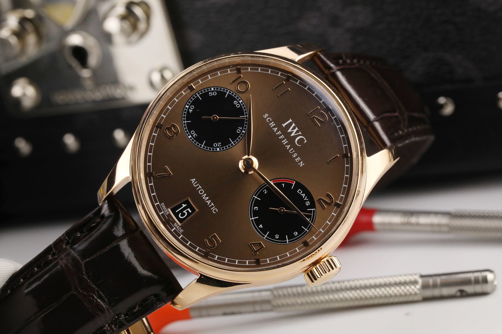 IWC万国表葡萄牙系列18K玫瑰金自动机械男表图2