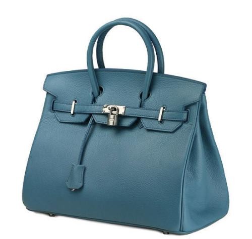 安康巴黎世家包包回收价格主要与什么因素有关?图2