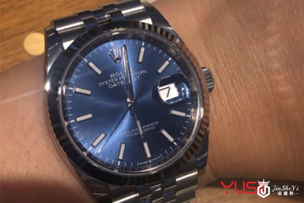 劳力士手表旧的能卖多少钱呢 回收手表