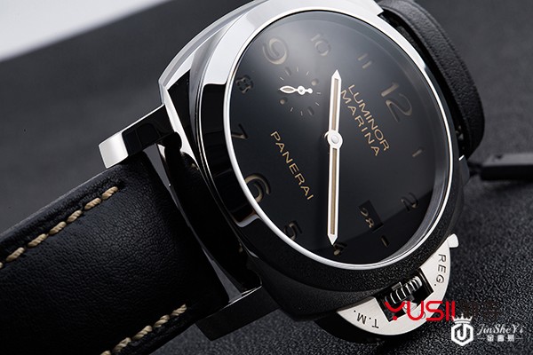 沛纳海手表回收