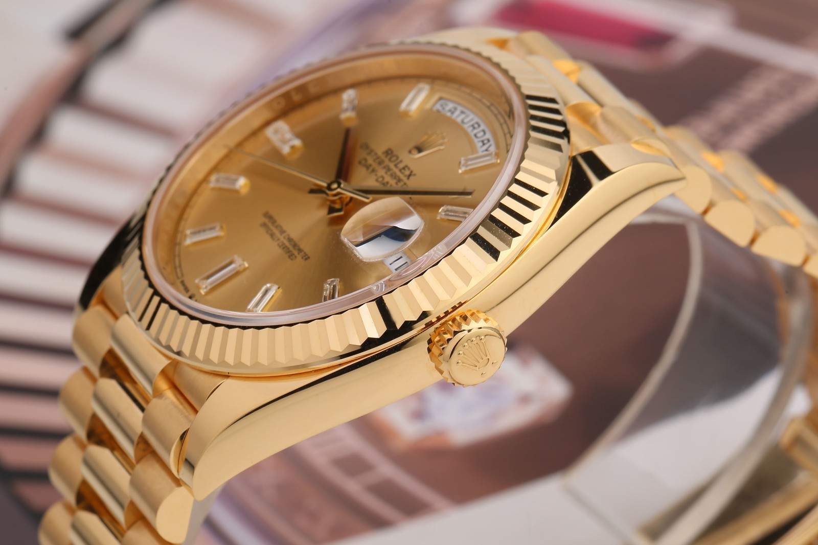 阿克苏迪通拿手表回收价格上哪个高一些？图3