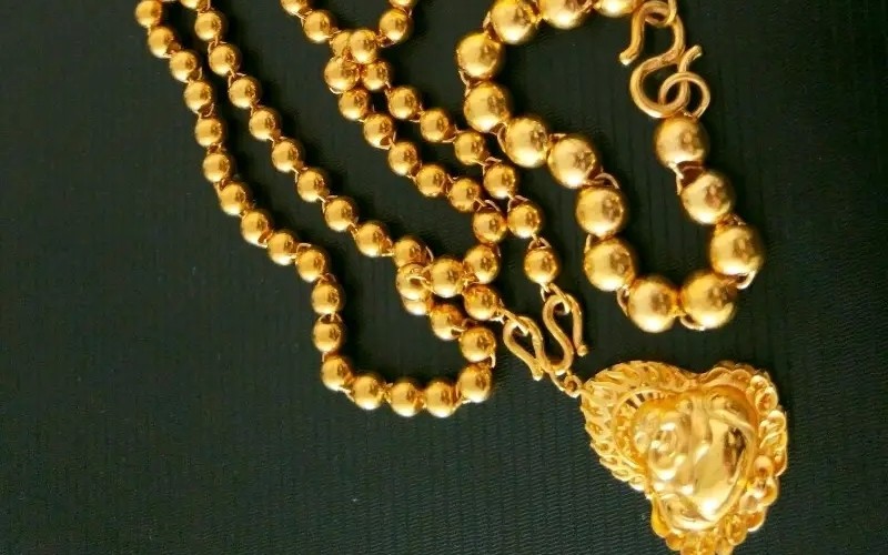 树木岭黄金手镯回收正规回收公司图3