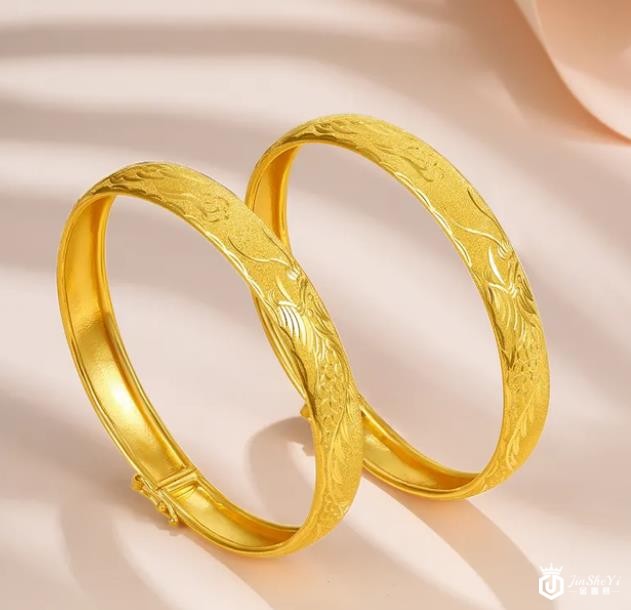 当前黄金首饰多少钱一克