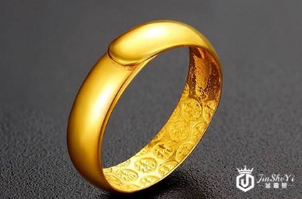 一枚金戒指回收能有多少钱