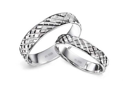 老凤祥白金戒指回收多少钱