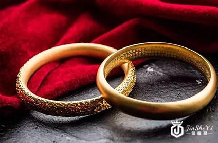 黄金回收黄金手镯与古法金手镯哪个好