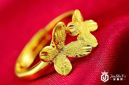 带了一年的金戒指回收大概多少钱