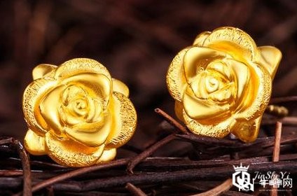 黄金耳饰变形弯曲可以回收吗