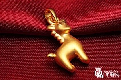 想要知道老凤祥今天黄金回收价格怎么弄