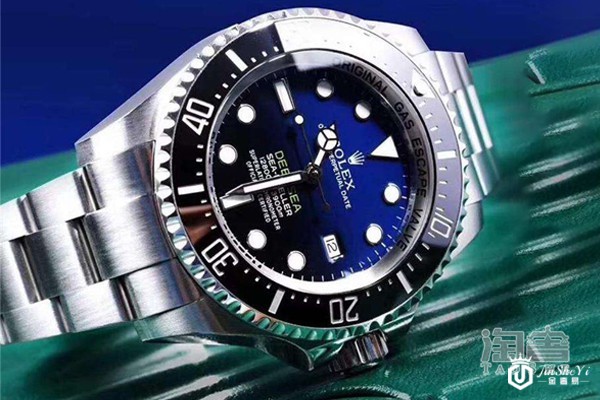和金奢易网小编一起走进回收市场,了解二手劳力士手表行情