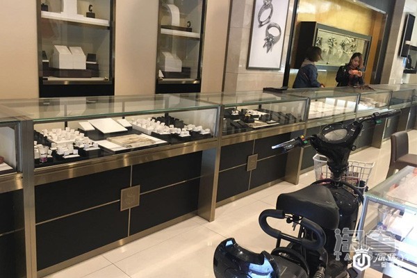 回收公司钻戒回收柜台