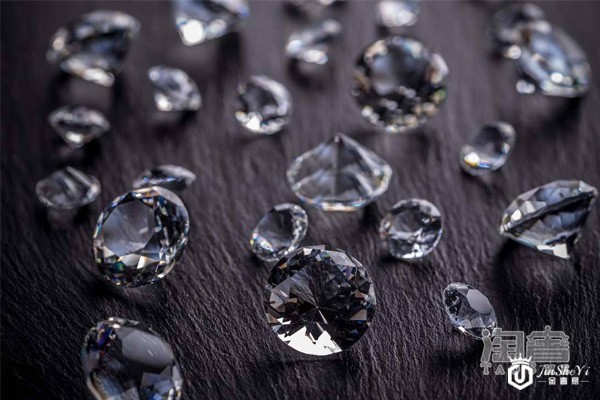 为什么二手钻石不值钱 二手钻石回收价格到底和什么有关 为什么二手钻石不值钱 二手钻石回收价格到底和什么有关
