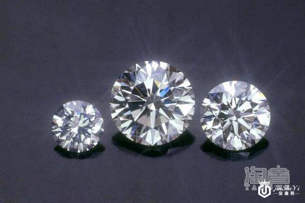 真假难辨,今天就教你钻石鉴定小诀窍 真假难辨,今天就教你钻石鉴定小诀窍