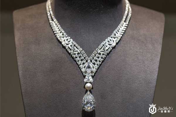 钻石首饰高价回收