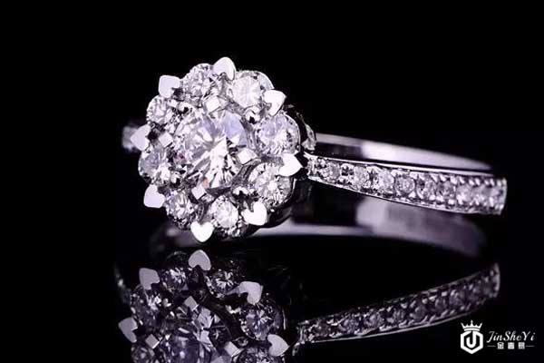 如何区分钻石?掌握这些“武林秘籍”你也是钻石买手 如何区分钻石?掌握这些“武林秘籍”你也是钻石买手